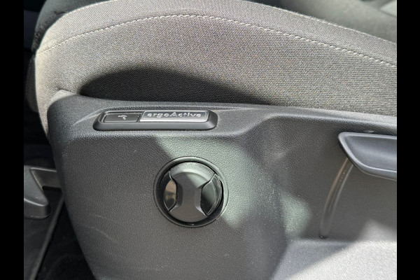 Volkswagen Tiguan e-Hybrid 245PK DSG ELEGANCE TREKHAAK/NAVI/IQ-LIGHT/ALCANTARA