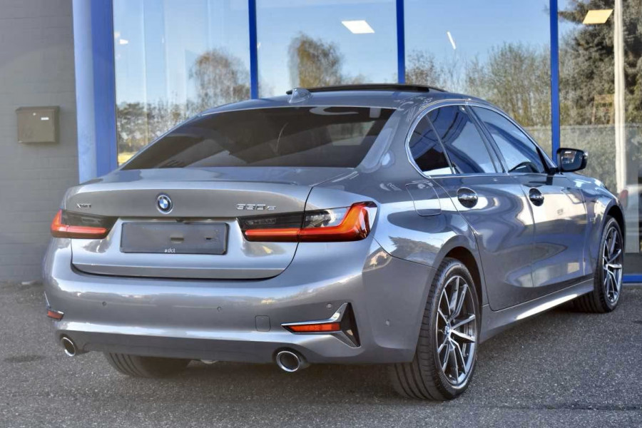 BMW 3-serie 330e xDrive LUXURY ** LED, TARTUFO LEDER, TREKH, HuD, SCHUIF/KANTEL, HuD, MEM, 18-inch ** 1e EIG - UNFALLFREI ** ** INFORMEER OOK NAAR ONZE AANTREKKELIJKE FINANCIAL-LEASE TARIEVEN **
