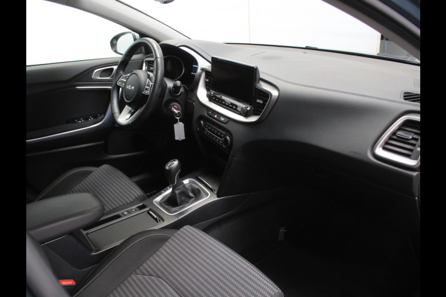 Kia Ceed 1.0 T-GDi DynamicLine CARPLAY | CLIMATE | CAMERA | LMV16 | DAB | LED | ADAPCRUISE | NAVI | PDCA