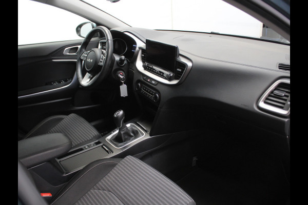 Kia Ceed 1.0 T-GDi DynamicLine CARPLAY | CLIMATE | CAMERA | LMV16 | DAB | LED | ADAPCRUISE | NAVI | PDCA