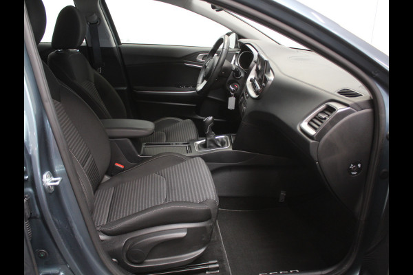 Kia Ceed 1.0 T-GDi DynamicLine CARPLAY | CLIMATE | CAMERA | LMV16 | DAB | LED | ADAPCRUISE | NAVI | PDCA