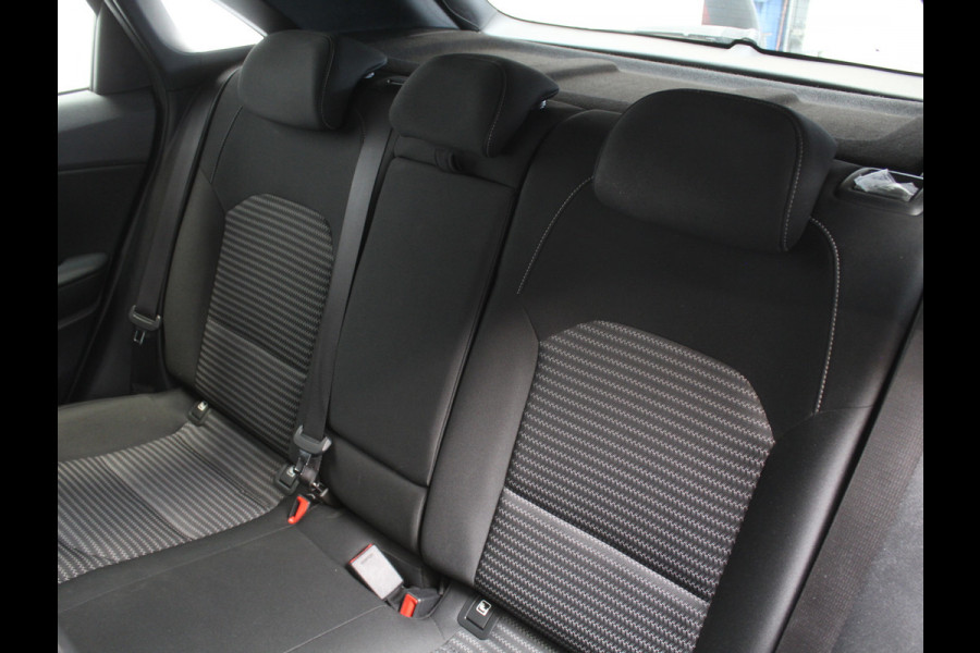 Kia Ceed 1.0 T-GDi DynamicLine CARPLAY | CLIMATE | CAMERA | LMV16 | DAB | LED | ADAPCRUISE | NAVI | PDCA