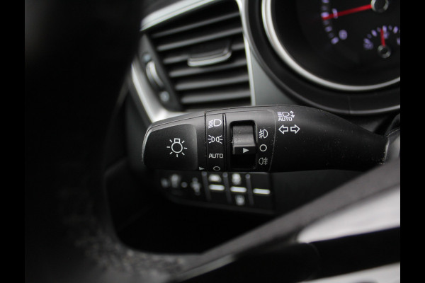 Kia Ceed 1.0 T-GDi DynamicLine CARPLAY | CLIMATE | CAMERA | LMV16 | DAB | LED | ADAPCRUISE | NAVI | PDCA