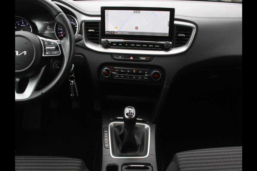 Kia Ceed 1.0 T-GDi DynamicLine CARPLAY | CLIMATE | CAMERA | LMV16 | DAB | LED | ADAPCRUISE | NAVI | PDCA