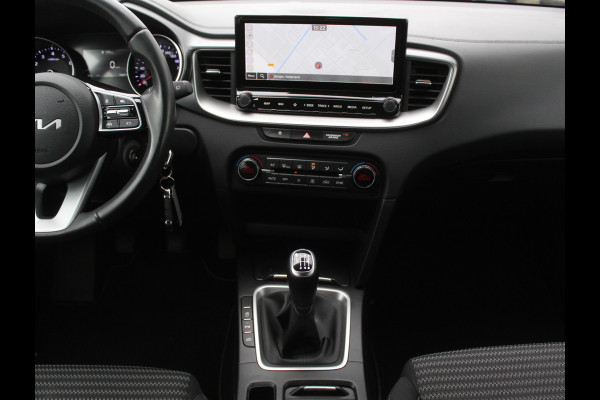 Kia Ceed 1.0 T-GDi DynamicLine CARPLAY | CLIMATE | CAMERA | LMV16 | DAB | LED | ADAPCRUISE | NAVI | PDCA