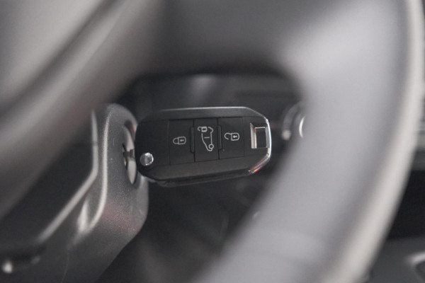 Peugeot Partner 1.5 BlueHDi 130 EAT8 S&S L2 | Trekhaak | Camera | Betimmering Laadruimte