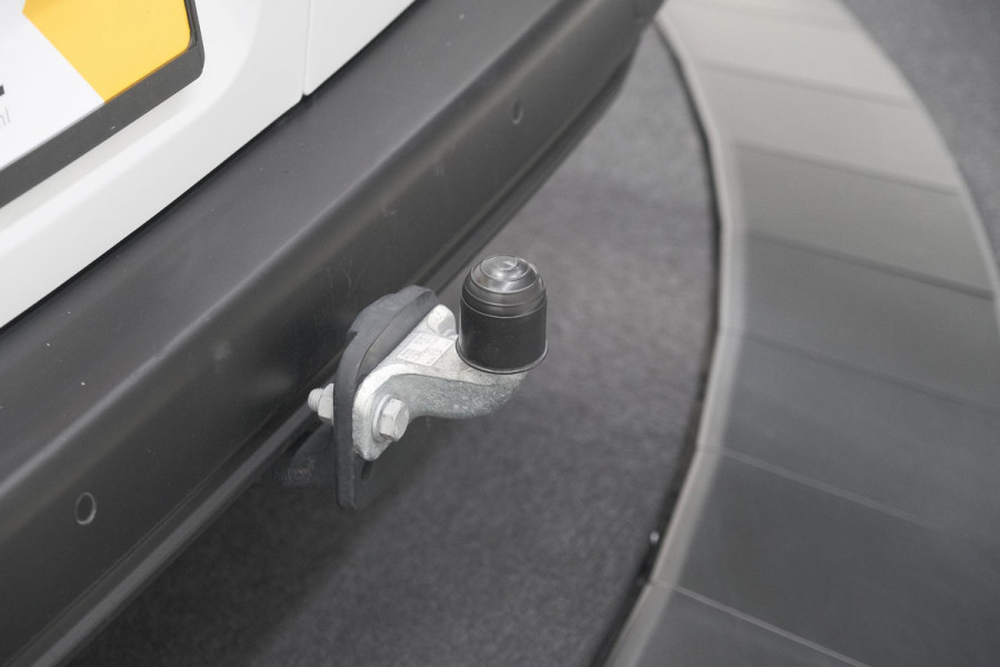 Peugeot Partner 1.5 BlueHDi 130 EAT8 S&S L2 | Trekhaak | Camera | Betimmering Laadruimte