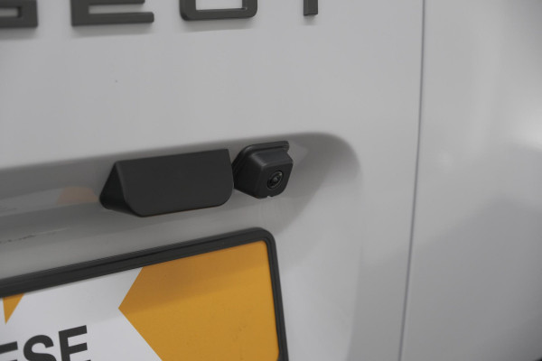 Peugeot Partner 1.5 BlueHDi 130 EAT8 S&S L2 | Trekhaak | Camera | Betimmering Laadruimte