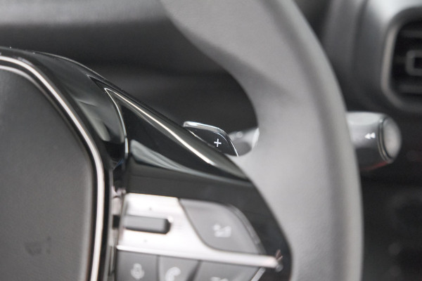 Peugeot Partner 1.5 BlueHDi 130 EAT8 S&S L2 | Trekhaak | Camera | Betimmering Laadruimte