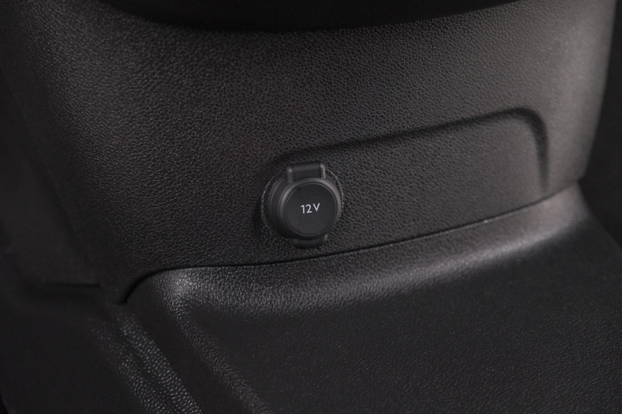 Peugeot Partner 1.5 BlueHDi 130 EAT8 S&S L2 | Trekhaak | Camera | Betimmering Laadruimte