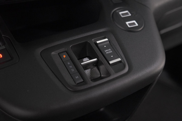 Peugeot Partner 1.5 BlueHDi 130 EAT8 S&S L2 | Trekhaak | Camera | Betimmering Laadruimte