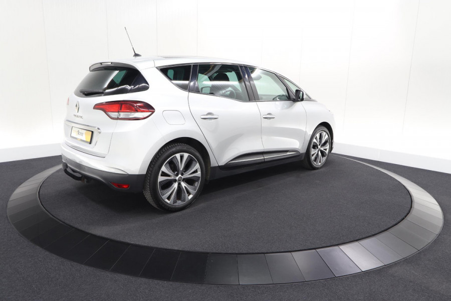 Renault Scénic TCe 130 Intens | Trekhaak | Camera | Panoramadak | Navigatie