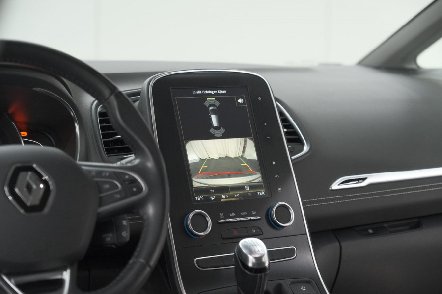 Renault Scénic TCe 130 Intens | Trekhaak | Camera | Panoramadak | Navigatie