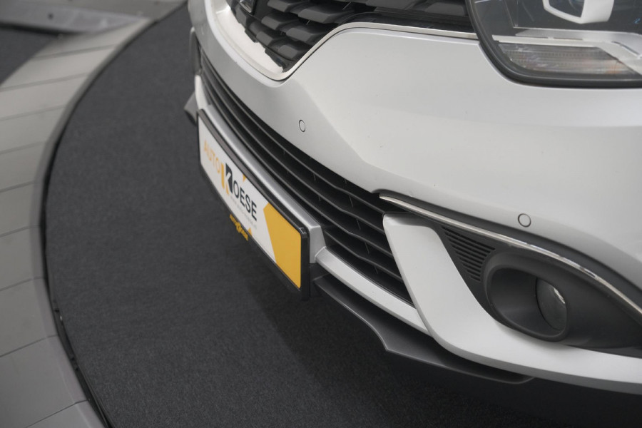 Renault Scénic TCe 130 Intens | Trekhaak | Camera | Panoramadak | Navigatie