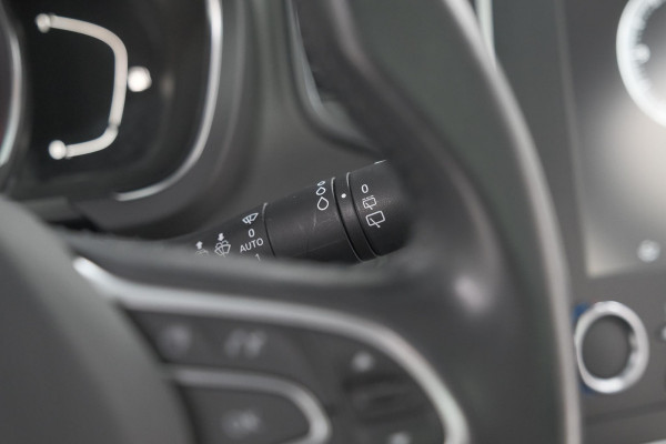 Renault Scénic TCe 130 Intens | Trekhaak | Camera | Panoramadak | Navigatie