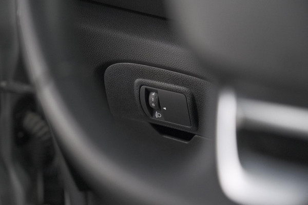 Renault Scénic TCe 130 Intens | Trekhaak | Camera | Panoramadak | Navigatie