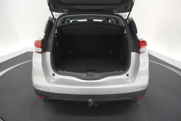 Renault Scénic TCe 130 Intens | Trekhaak | Camera | Panoramadak | Navigatie