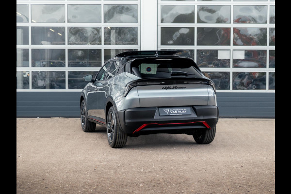 Alfa Romeo junior Elettrica Speciale 54 kWh | Pack Techno | Schuif/Kanteldak | Warmtepomp | Bicolore