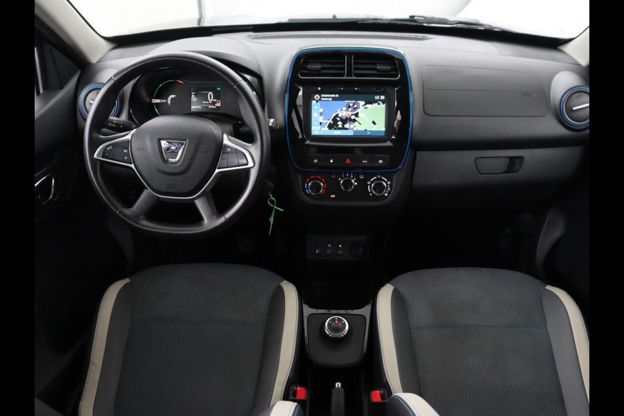 Dacia Spring Comfort Plus 27 kWh | SOH 92,3% | Carplay | Camera | Navigatie | Airco | Speedlimiter | Half leder | Bluetooth | 44.100km NAP