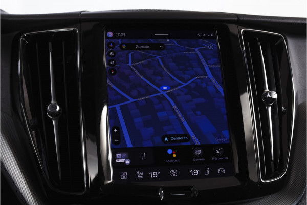 Volvo XC60 2.0 T8 Plug-in hybrid AWD Plus Dark | S/K-Panodak | Elek. Trekhaak | Harman/Kardon | Dig. Cockpit  | Wi| Adapt. Cruisenterpakket | 360 Camera | NAV + App. Connect | ECC | Elek. Klep | LM 21" | 1708