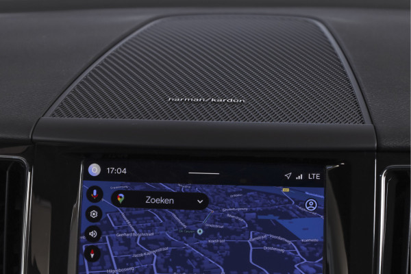 Volvo XC60 2.0 T8 Plug-in hybrid AWD Plus Dark | S/K-Panodak | Elek. Trekhaak | Harman/Kardon | Dig. Cockpit  | Wi| Adapt. Cruisenterpakket | 360 Camera | NAV + App. Connect | ECC | Elek. Klep | LM 21" | 1708