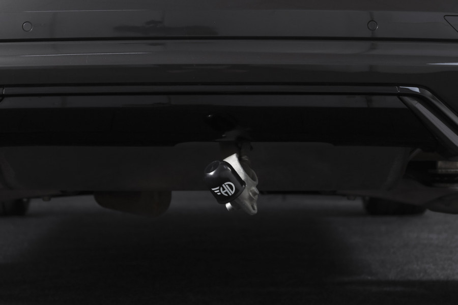 Volvo XC60 2.0 T8 Plug-in hybrid AWD Plus Dark | S/K-Panodak | Elek. Trekhaak | Harman/Kardon | Dig. Cockpit  | Wi| Adapt. Cruisenterpakket | 360 Camera | NAV + App. Connect | ECC | Elek. Klep | LM 21" | 1708