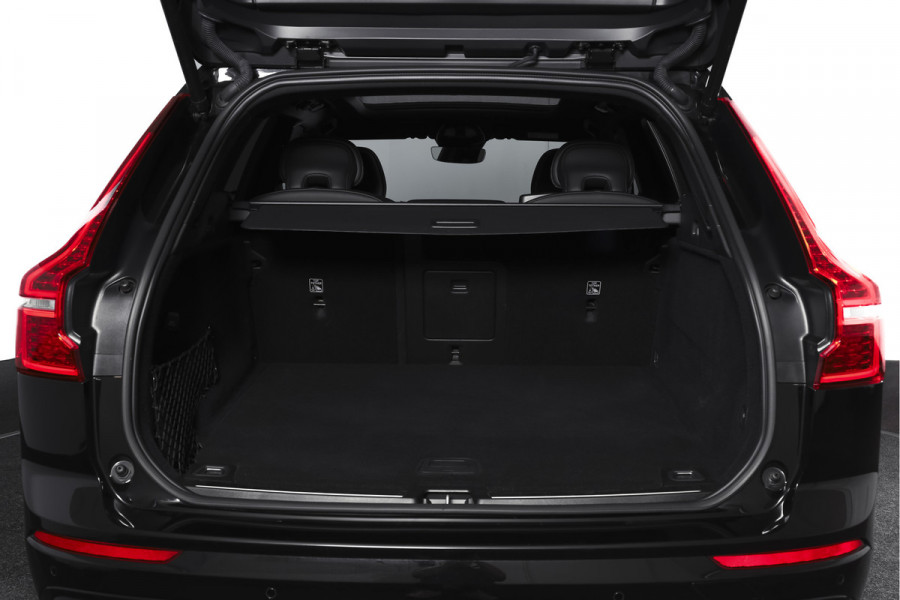 Volvo XC60 2.0 T8 Plug-in hybrid AWD Plus Black Edition | S/K-Panodak | Elek. Trekhaak | Harman/Kardon | Dig. Cockpit | Adapt. Cruise | Winterpakket | 360 Camera | NAV + App. Connect | ECC | Elek. Klep | LM 21" | 1608