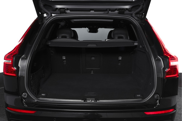 Volvo XC60 2.0 T8 Plug-in hybrid AWD Plus Black Edition | S/K-Panodak | Elek. Trekhaak | Harman/Kardon | Dig. Cockpit | Adapt. Cruise | Winterpakket | 360 Camera | NAV + App. Connect | ECC | Elek. Klep | LM 21" | 1608