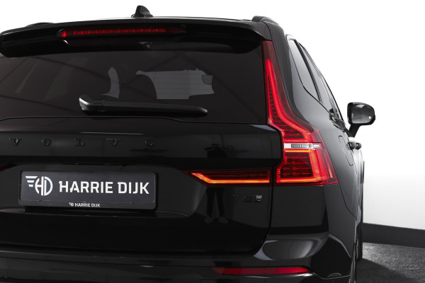 Volvo XC60 2.0 T8 Plug-in hybrid AWD Plus Black Edition | S/K-Panodak | Elek. Trekhaak | Harman/Kardon | Dig. Cockpit | Adapt. Cruise | Winterpakket | 360 Camera | NAV + App. Connect | ECC | Elek. Klep | LM 21" | 1608