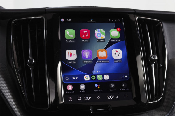 Volvo XC60 2.0 T8 Plug-in hybrid AWD Plus Black Edition | S/K-Panodak | Elek. Trekhaak | Harman/Kardon | Dig. Cockpit | Adapt. Cruise | Winterpakket | 360 Camera | NAV + App. Connect | ECC | Elek. Klep | LM 21" | 1608