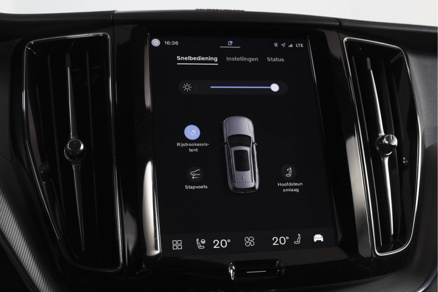 Volvo XC60 2.0 T8 Plug-in hybrid AWD Plus Black Edition | S/K-Panodak | Elek. Trekhaak | Harman/Kardon | Dig. Cockpit | Adapt. Cruise | Winterpakket | 360 Camera | NAV + App. Connect | ECC | Elek. Klep | LM 21" | 1608