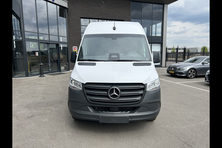 Mercedes-Benz Sprinter 317 CDI L3 H2 PRO Facelift / MBUX / Camera / Parkeersensoren / Cruise control / Airco / 270 Graden achterdeuren