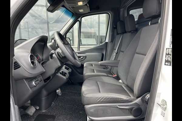 Mercedes-Benz Sprinter 317 CDI L3 H2 PRO Facelift / MBUX / Camera / Parkeersensoren / Cruise control / Airco / 270 Graden achterdeuren