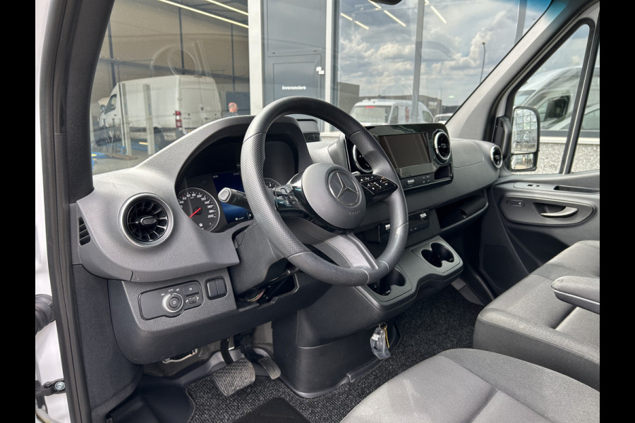 Mercedes-Benz Sprinter 317 CDI L3 H2 PRO Facelift / MBUX / Camera / Parkeersensoren / Cruise control / Airco / 270 Graden achterdeuren