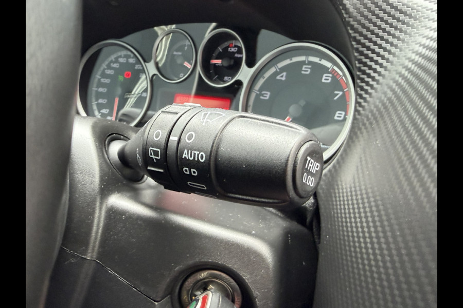Alfa Romeo MiTo TwinAir ECO | 17" Velgen | Climate/cruise control | Parkeersensoren | Navigatie