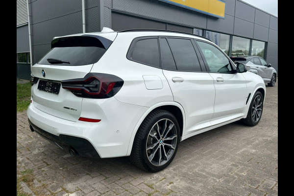 BMW X3 xDrive30e M Sport | Panoramadak | Vol leder | M-pakket | All-Season | Sportstoelen | Stoelverwarming | Camera | Head Up Display |