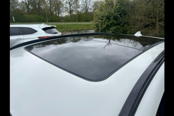 BMW X3 xDrive30e M Sport | Panoramadak | Vol leder | M-pakket | All-Season | Sportstoelen | Stoelverwarming | Camera | Head Up Display |