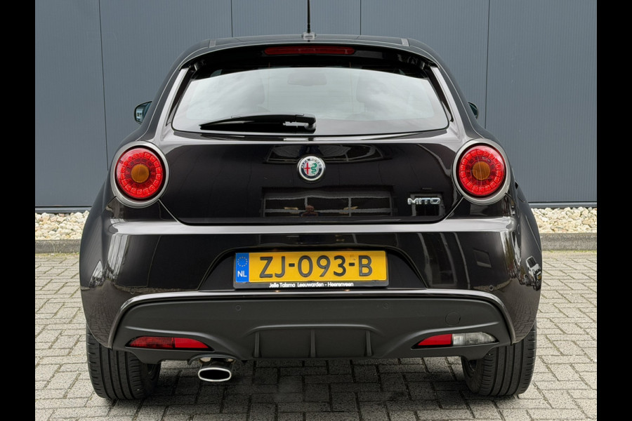 Alfa Romeo MiTo TwinAir ECO | 17" Velgen | Climate/cruise control | Parkeersensoren | Navigatie