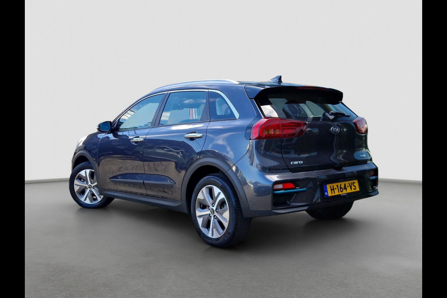 Kia e-Niro DynamicLine 64 kWh | Stoelverwarming | Navi | Camera | Apple Carplay / Android Auto | Cruise |