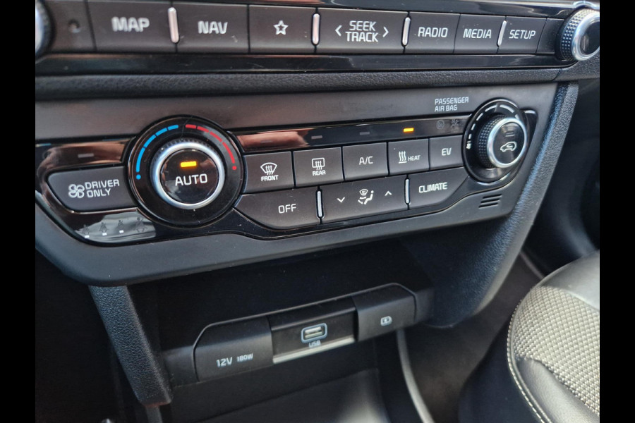 Kia e-Niro DynamicLine 64 kWh | Stoelverwarming | Navi | Camera | Apple Carplay / Android Auto | Cruise |