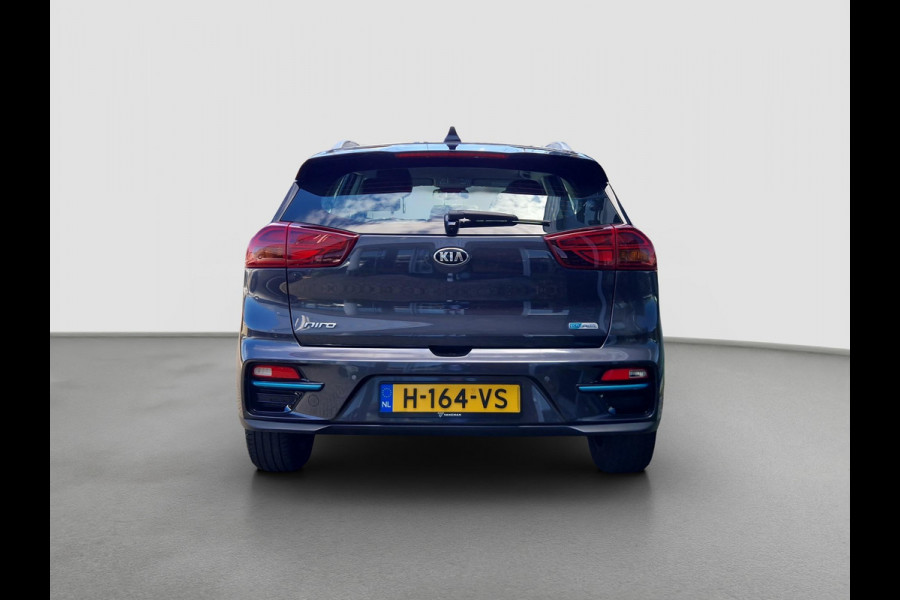 Kia e-Niro DynamicLine 64 kWh | Stoelverwarming | Navi | Camera | Apple Carplay / Android Auto | Cruise |