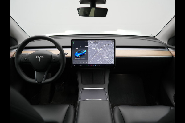 Tesla Model Y Long Range AWD 75 kWh 441pk | Full Self-Driving Capability | Panodak | Adaptive Cruise | Lederen Sportstoelen Memory & Verwarmd | Camera | Navigatie | ANDERE WIELDOPPEN!