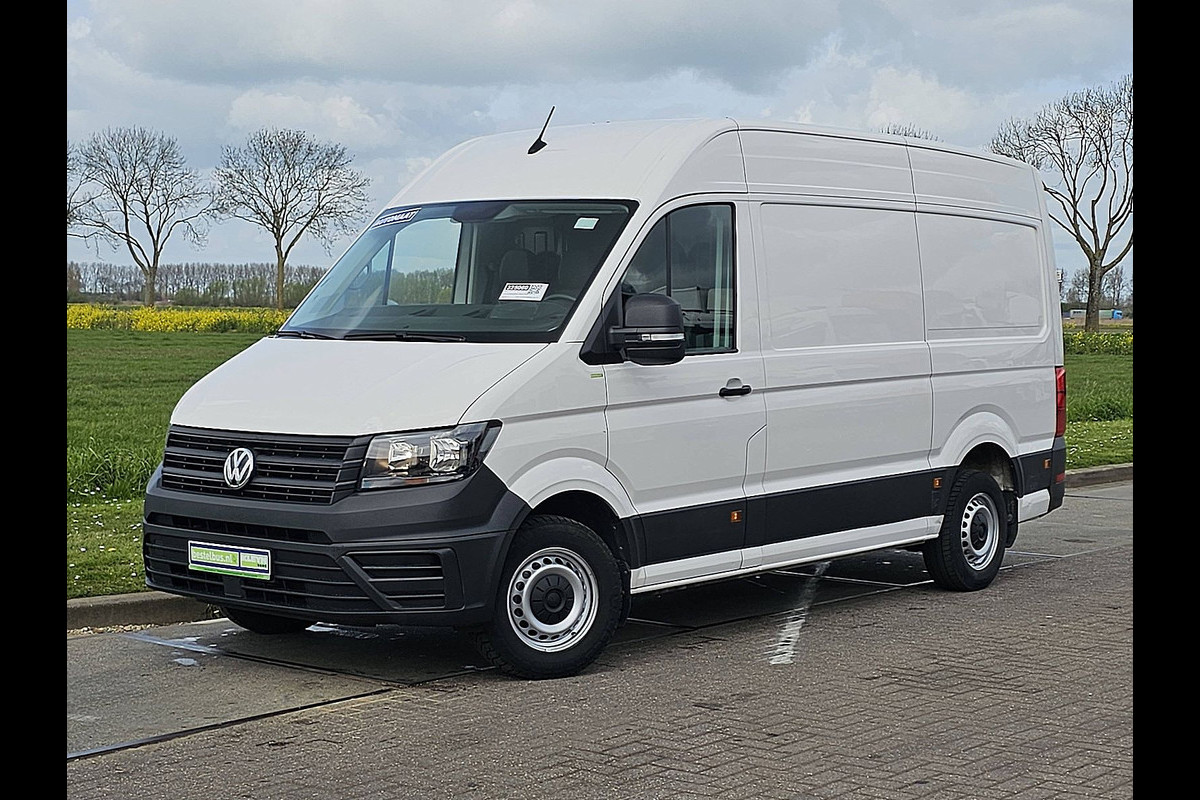Volkswagen Crafter 35 L3H3 140Pk Automaat Trekhaak Camera CarPlay Euro6!