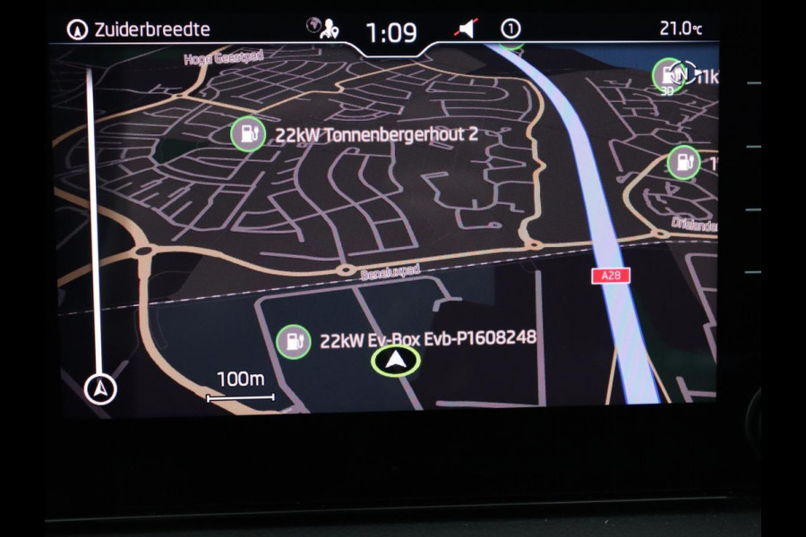 Škoda Kodiaq 1.5 TSI Style | Trekhaak | Stoelverwarming | Carplay | Sfeerverlichting | Memory | Keyless | Full LED | Navigatie | Climate control | Cruise control | Bluetooth