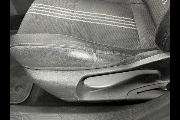 Renault Mégane Estate 1.6 TCe GT Aut. *FULL-LED | NAVI-FULLMAP | BOSE-SOUND | DIGI-COCKPIT | SPORT-SEATS | SHIFT-PADDLES | DAB+ | KEYLESS | PRIVACY-GLASS | ECC | PDC | CRUISE | 18''ALU*