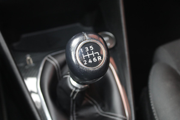 Ford Fiesta 1.0 EcoBoost 100 PK Active | 77.300 KM | Climat Control | Navigatie | 100 PK!