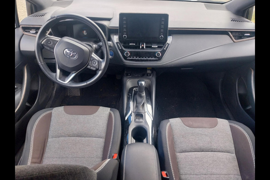 Toyota Corolla Touring Sports 1.8 Hybrid TREK | Navigatie | Aut.Kofferklep | Trekhaak |