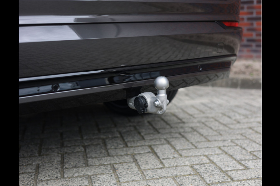 Volvo XC90 T8 AWD Ultra Dark | Pano - Trekhaak - Bowers&Wilkins