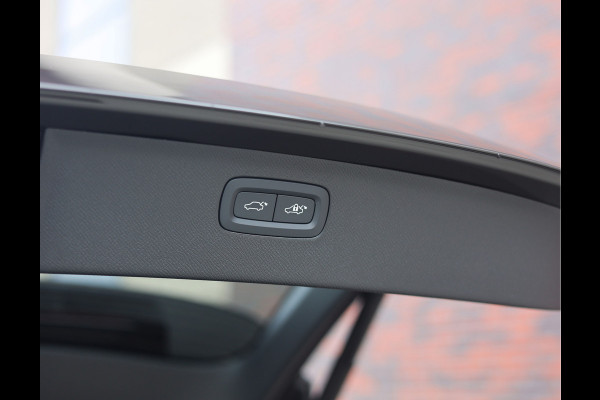 Volvo XC90 T8 AWD Ultra Dark | Pano - Trekhaak - Bowers&Wilkins