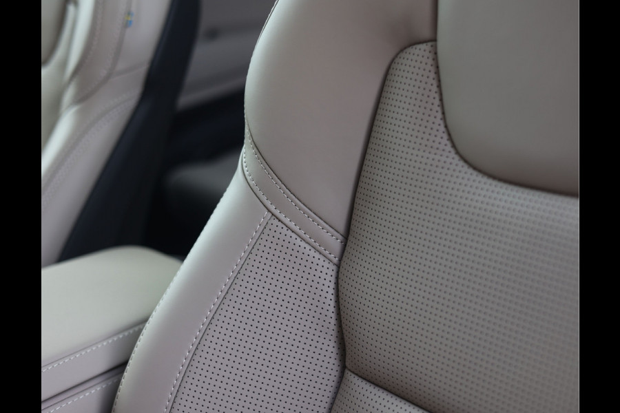 Volvo XC90 T8 AWD Ultra Dark | Pano - Trekhaak - Bowers&Wilkins